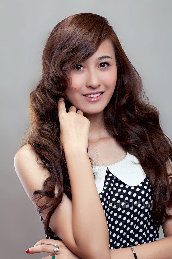 Sau trăm lần phủ nhận dao kéo dù mặt cứng đơ như tượng, Hà Lade thú thật phẫu thuật thẩm mỹ lần đầu tiên-12