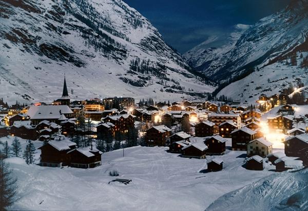 Vòng quanh châu Âu nửa sau thế kỷ 20 qua loạt ảnh màu hiện đại-5