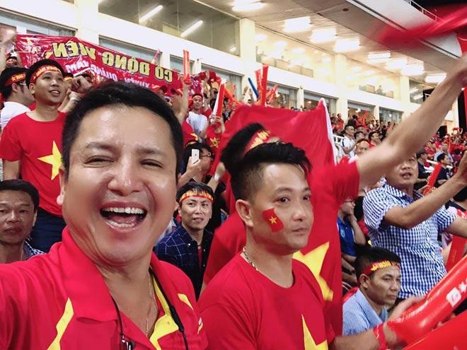 Việt Nam thắng Malaysia: Hương Tràm bị ghép đôi cùng Công Phượng-8