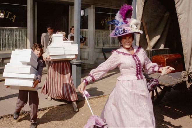 Diễn viên đóng bà mẹ ác trong Ngôi nhà nhỏ trên thảo nguyên qua đời-1