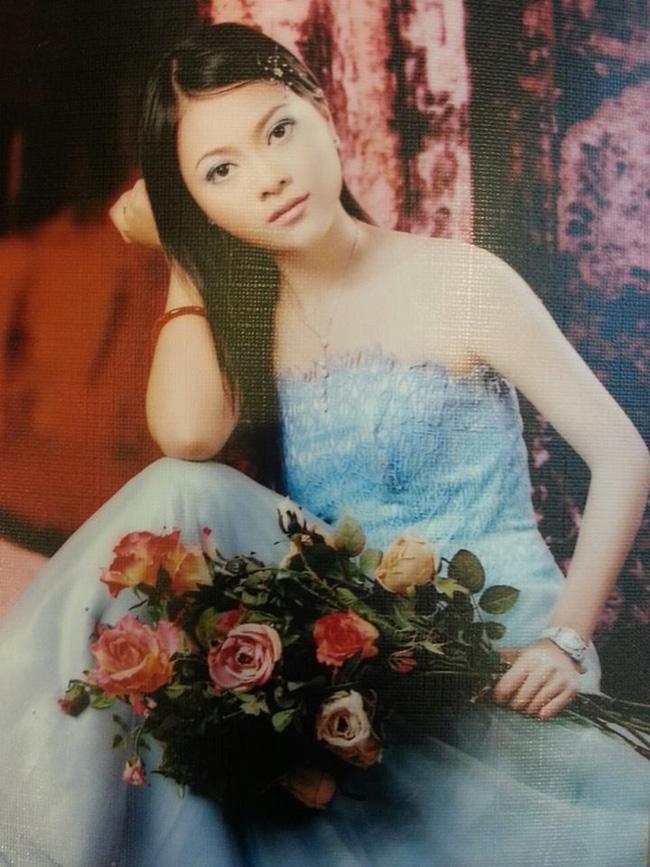 Ngắm lại ảnh thời ngố tàu mới thấy, hóa ra Hằng Túi cũng dậy thì thành công ra phết, càng lớn tuổi nhan sắc càng mặn mà-3