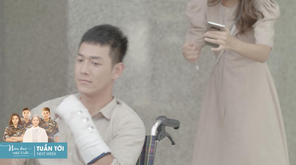 Khả Ngân và Cao Thái Hà khóc hết nước mắt khi nghe tin người yêu hi sinh-2