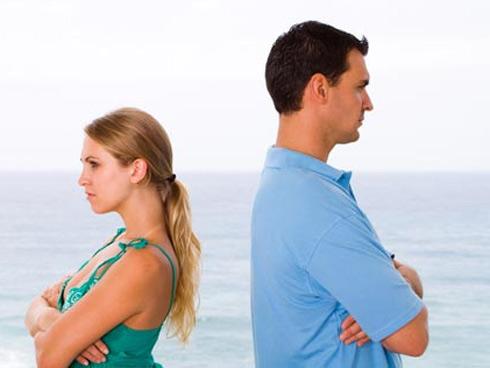 Hậu quả khôn lường khi thử người yêu theo cách này...