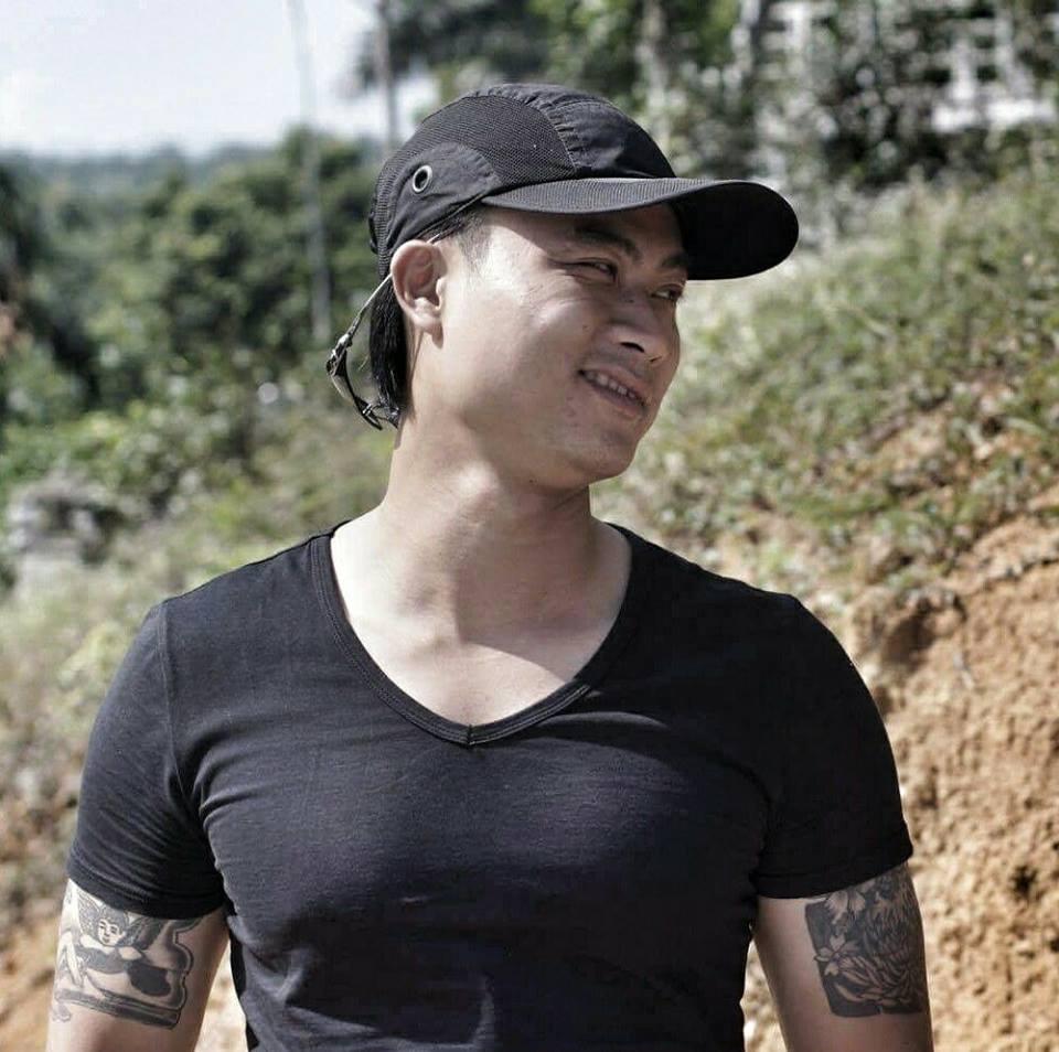 Chân dung soái ca bị gia đình hắt hủi vì dám diễn cảnh tra tấn đánh đập gái ngành trong Quỳnh Búp Bê-4