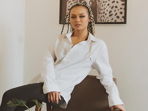 Người mẫu 'độc dị' Mai Ngô: 'Người đàn ông của tôi quan trọng đầu tiên phải là trai thẳng đã, chuyện khác tính sau'