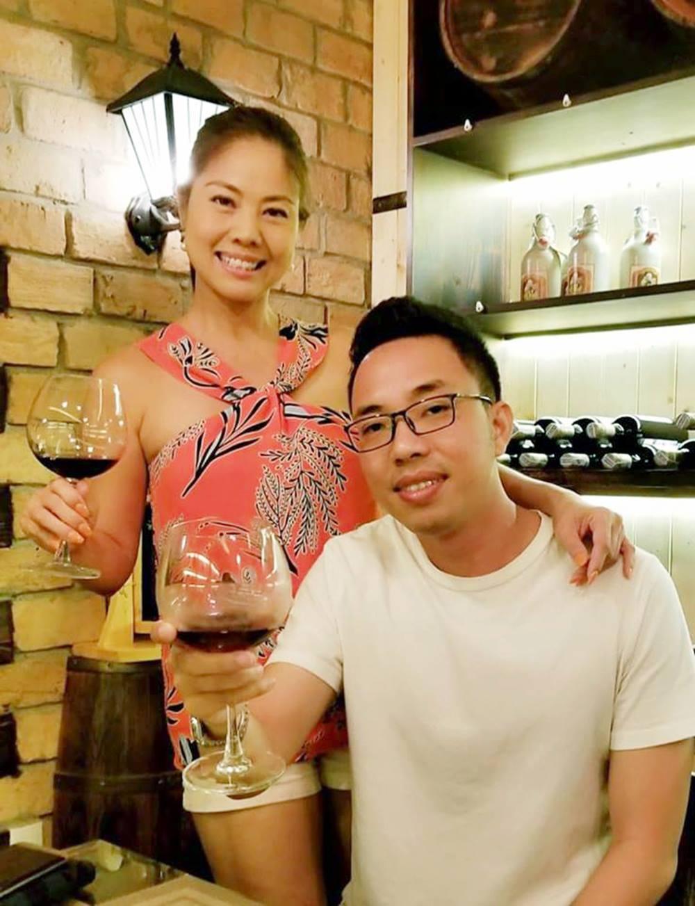 Hồ Lệ Thu độc quyền 3 ca khúc của Nguyễn Hồng Thuận với giá 300 triệu-1