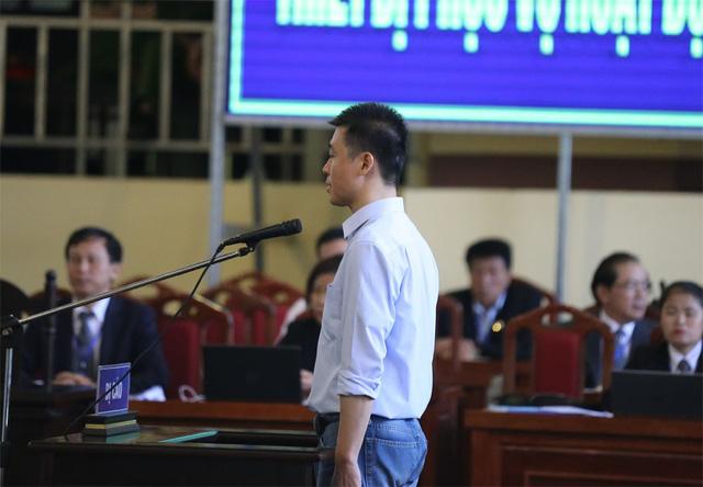 Ông trùm Phan Sào Nam rơi nước mắt khi được nhắc đến 2 con-1