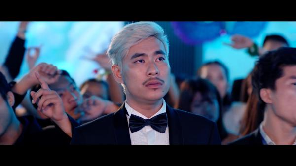 Bồ trẻ Cát Phượng khốn khổ với cảnh quay bị tống tiền vì lỡ quá đà với trẻ chưa thành niên-10