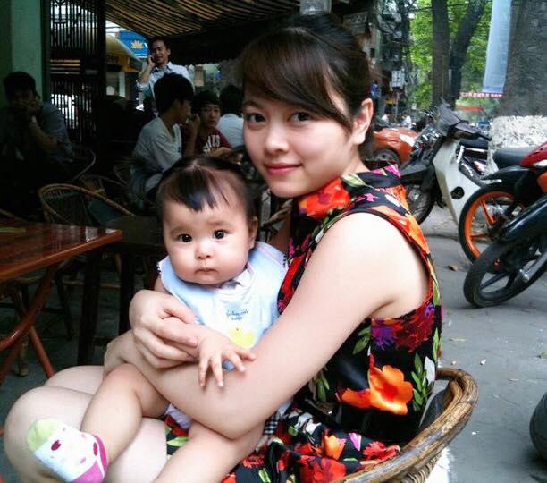 Đăng ảnh 3 con cực đáng yêu, hot mom Hằng Túi khiến dân mạng xuýt xoa: Bé nào cũng đẹp như vẽ-11