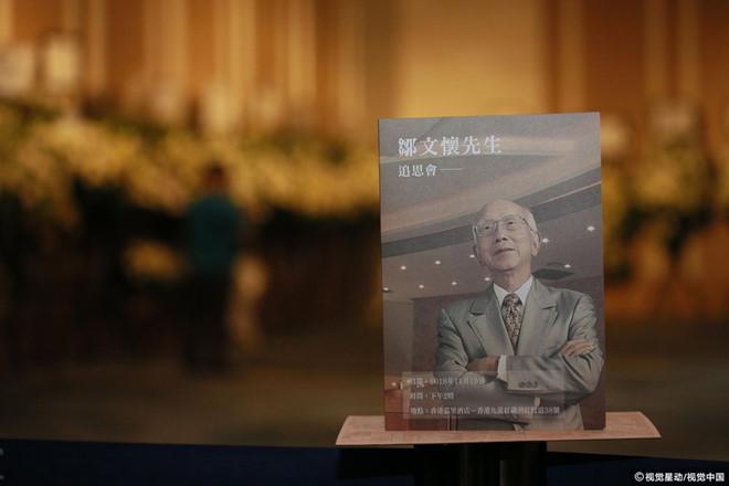 Thành Long và nhiều đạo diễn tưởng nhớ ông trùm điện ảnh Hong Kong-1