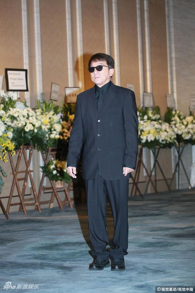 Thành Long và nhiều đạo diễn tưởng nhớ ông trùm điện ảnh Hong Kong-4