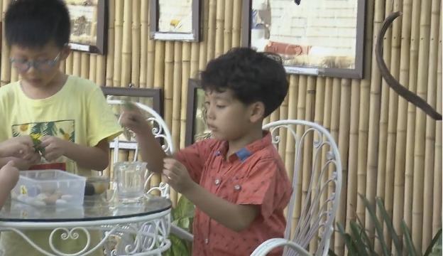 Quỳnh Búp Bê tập cuối: Quỳnh bị đâm nằm trên vũng máu bên cạnh bố dượng-1