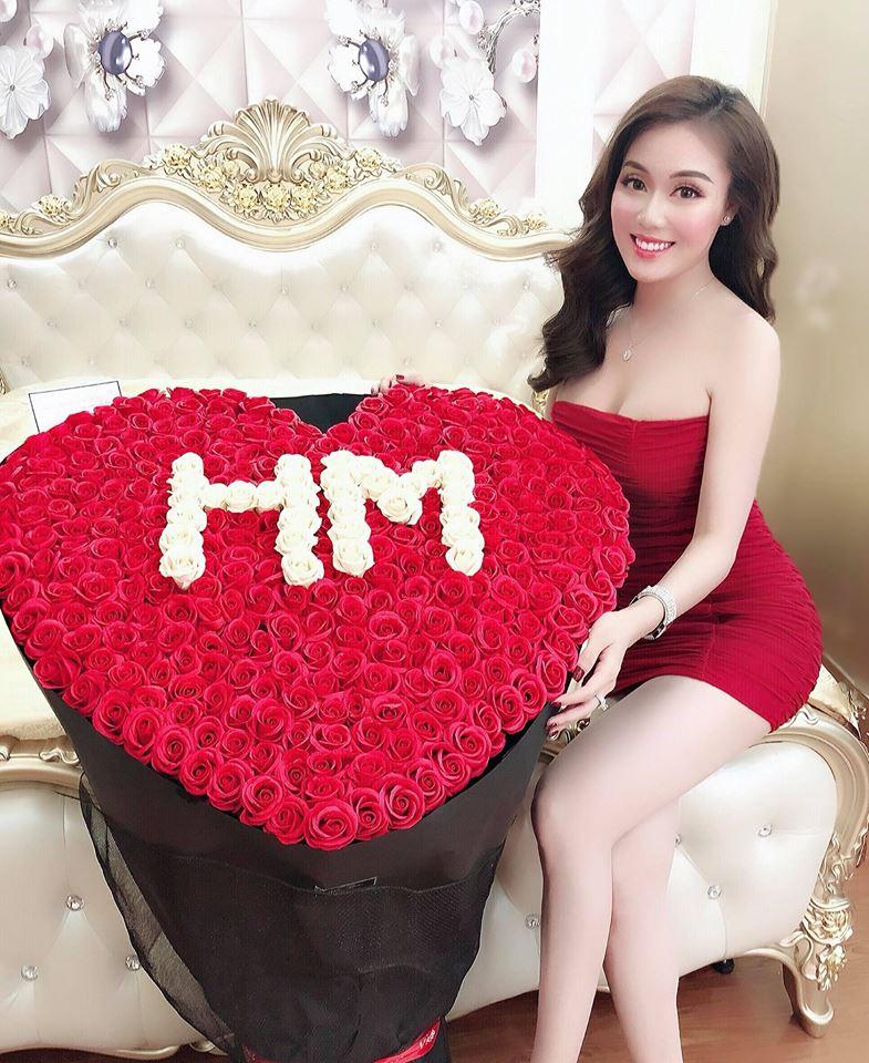 Sinh nhật đúng ngày 20/11, nữ giảng viên cực hot trên mạng xã hội khoe loạt hình ảnh nóng bỏng chào tuổi mới-12