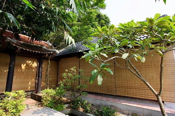 Nam Hoài Linh, Bắc Vượng Râu: Thiên Trường Vọng Phủ rộng hơn 1000m2, rợn người khi bước vào trong-9