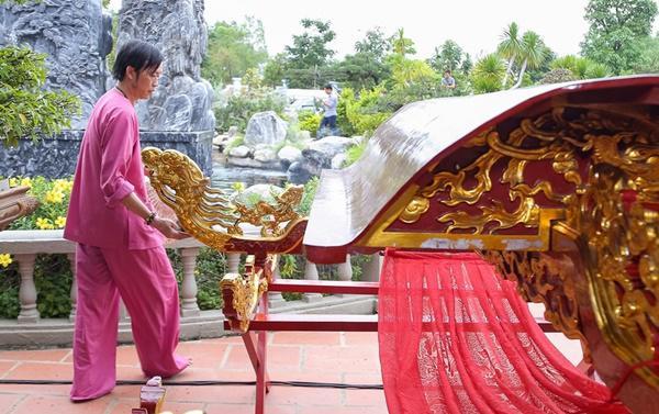 Nam Hoài Linh, Bắc Vượng Râu: Thiên Trường Vọng Phủ rộng hơn 1000m2, rợn người khi bước vào trong-18