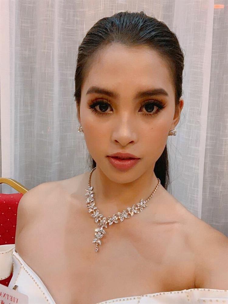 Tin vui bay về: Tiểu Vy xuất sắc lọt top 32 Top Model tại Miss World 2018-7