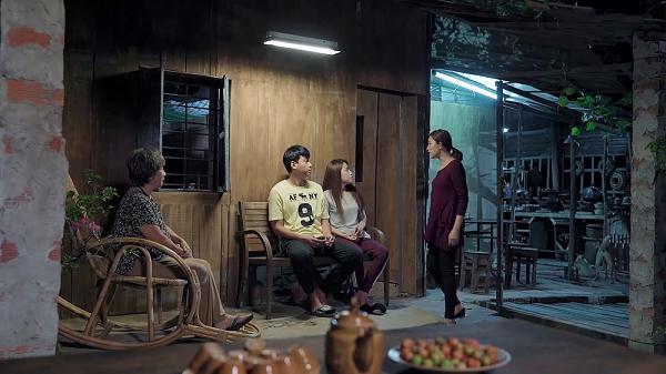 Gạo nếp gạo tẻ tập 86: Ghê gớm là thế, Thúy Ngân không ngờ có ngày gặp đối thủ đáng gờm trong cuộc chiến giành lại chồng-8