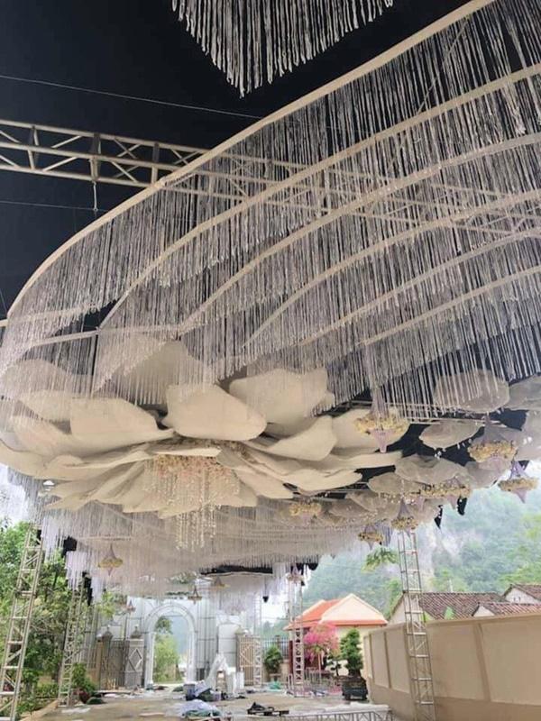 Thêm loạt ảnh mới về cặp trai xinh gái đẹp trong đám cưới trị giá hàng tỷ đồng ở Cao Bằng-2