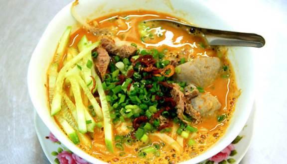 Món hủ tiếu lạ miệng nhưng chất lừ ở Sài Gòn-2