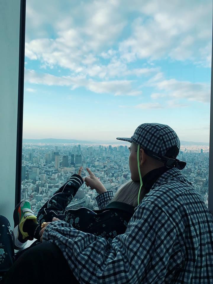 Từ ngày nhan sắc được can thiệp, Huyền Baby chăm chỉ hở bạo hơn hẳn-3