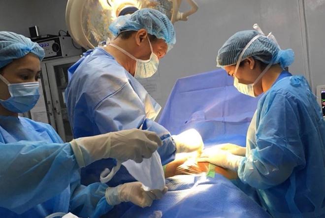 Những biến chứng kinh hoàng từ việc tiêm chất làm đầy dạo-1