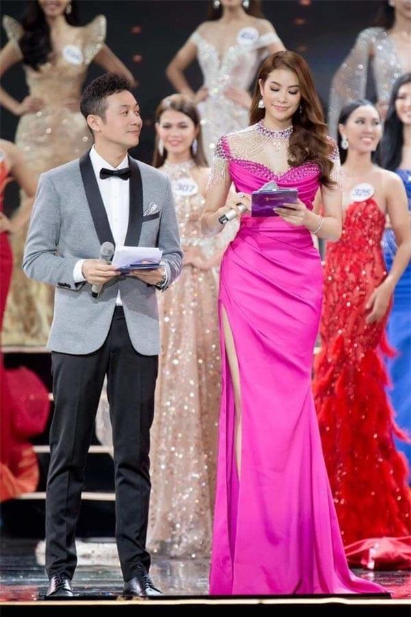 Diện váy tông hồng neon: Tiểu Vy đẹp bất chấp, quay sang Nhã Phương - Hà Hồ chỉ muốn khóc thét-7