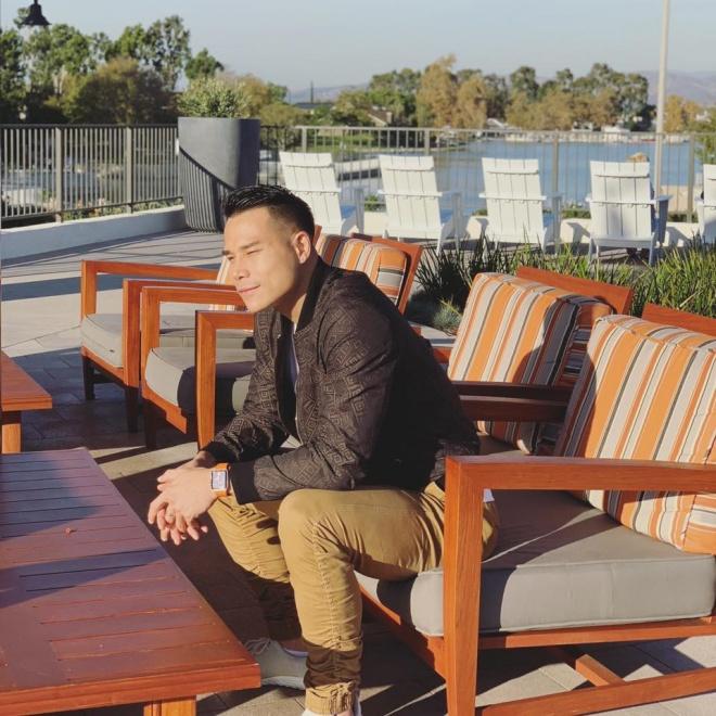 Cuộc sống của những sao Việt từ bỏ nghệ thuật để đi làm phi công hiện ra sao?-4