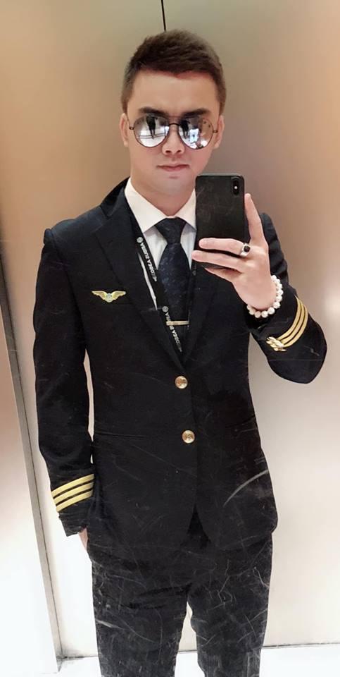 Cuộc sống của những sao Việt từ bỏ nghệ thuật để đi làm phi công hiện ra sao?-13