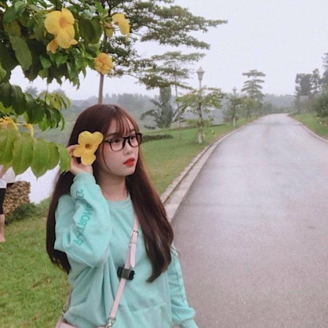 Bạn gái xinh đẹp mong Văn Toàn sớm quên đi nỗi buồn trên sân Myanmar-6