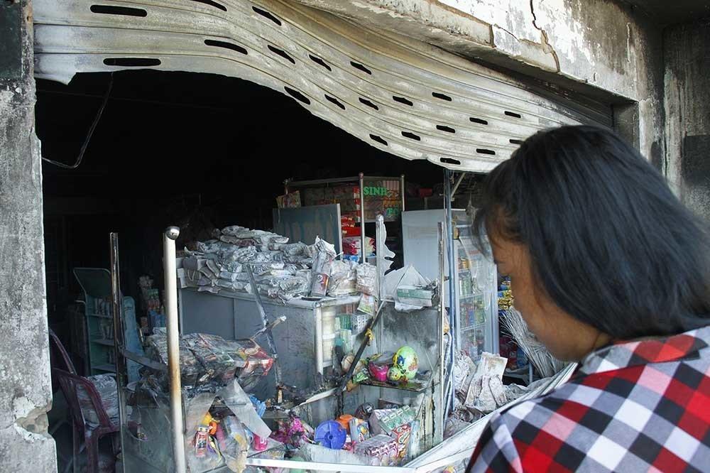 Hiện trường vụ cháy xe bồn chở xăng 6 người chết: Mọi thứ đều biến dạng-11