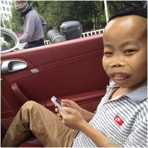 Bất ngờ trước cuộc sống hiện tại của thiếu gia xấu xí nhất Trung Quốc Trần Sơn sau 3 năm nổi đình đám mạng xã hội-1