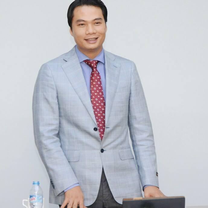 Hôn phu của Á hậu Ngô Thanh Thanh Tú: Đại gia giàu lừng lẫy xuất thân từ chàng trai bán kem dạo-12