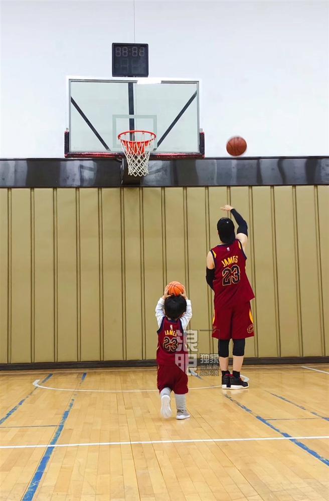 Mặc kệ tin đồn ly hôn ông chồng tài tử, Angela Baby vẫn đăng ảnh hạnh phúc bên tiểu thiếu gia nhà họ Huỳnh-6