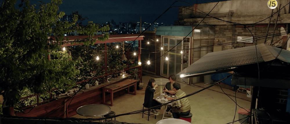 Song Hye Kyo và Park Bo Gum trao nhau ánh mắt say đắm giữa đất trời Cuba thơ mộng-2