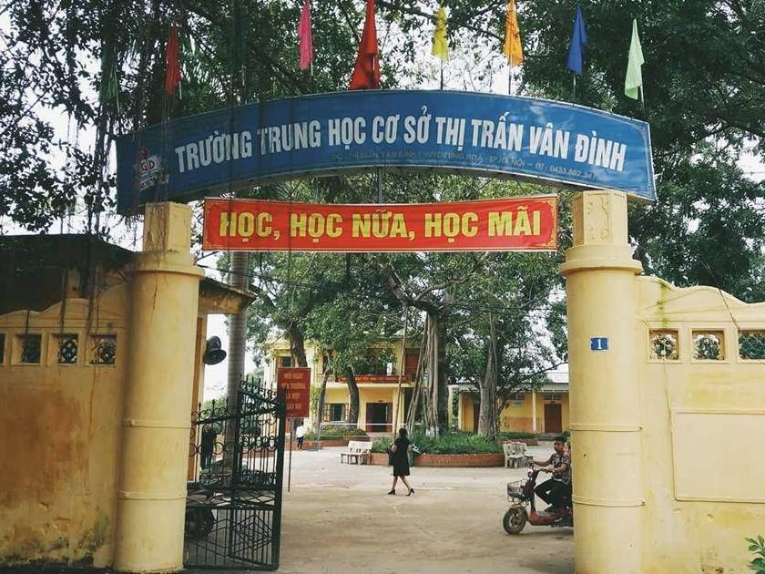 Cô giáo tát học sinh lớp 2 tím thái dương trong giờ kiểm tra học kỳ-2