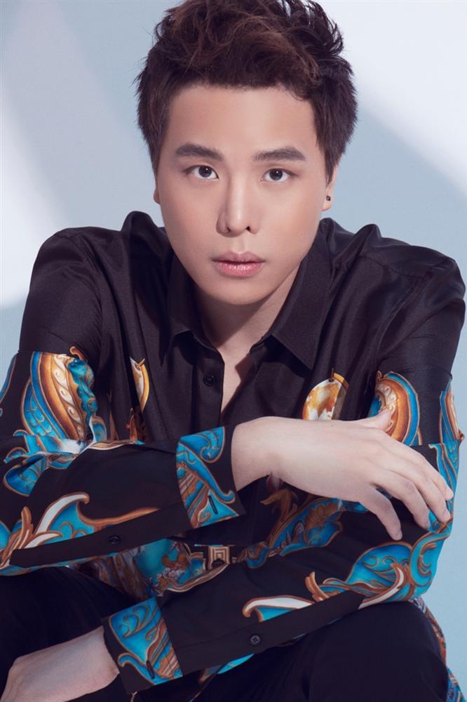 Cuối cùng Trịnh Thăng Bình cũng gia nhập đội quân 100 triệu view với hit Ông ngoại tuổi 30-4