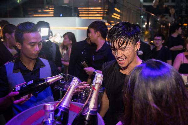 Trọng Hiếu ‘bùng nổ’ trong đêm nhạc Ladies Night-4