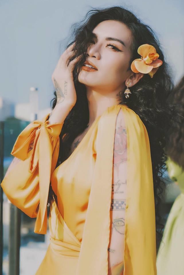 BB Trần khiến fan cười ngất vì hậu trường Như lời đồn còn lầy lội hơn cả parody chính thức-1