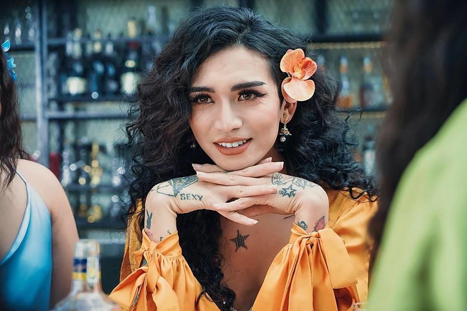 BB Trần khiến fan cười ngất vì hậu trường Như lời đồn còn lầy lội hơn cả parody chính thức-10