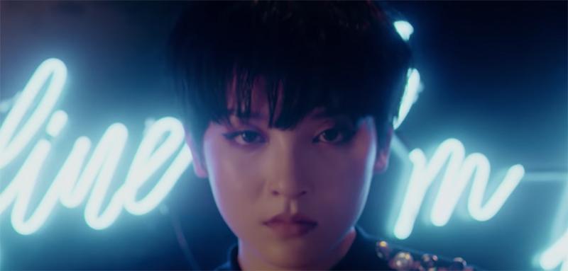 Đẹp trai như soái ca còn chuyên rải thính độc, cô gái 9X khiến fans nữ ngày nhớ đêm mong-1