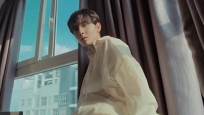 Đẹp trai như soái ca còn chuyên rải thính độc, cô gái 9X khiến fans nữ ngày nhớ đêm mong-17