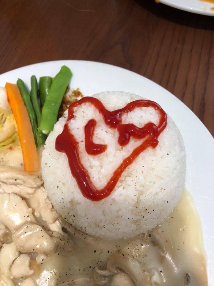 Em gái Lan Cave - hotgirl Quỳnh Kool công khai tân trang góc con người-3