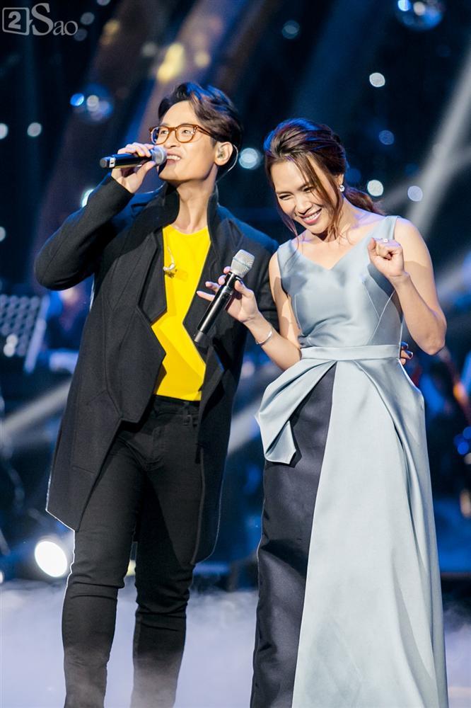 Mỹ Tâm quên lời, giận dỗi Hà Anh Tuấn: Tuấn thấy Tâm hát sai phải hát sai theo chứ-4