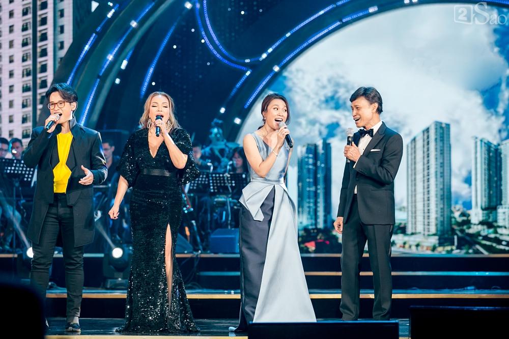 Mỹ Tâm quên lời, giận dỗi Hà Anh Tuấn: Tuấn thấy Tâm hát sai phải hát sai theo chứ-11