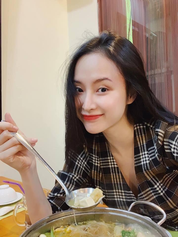 Sinh con hơn 20 ngày, Diệp Lâm Anh khoe giảm 8kg trở lại vóc dáng chẳng khác nào thời son rỗi-4