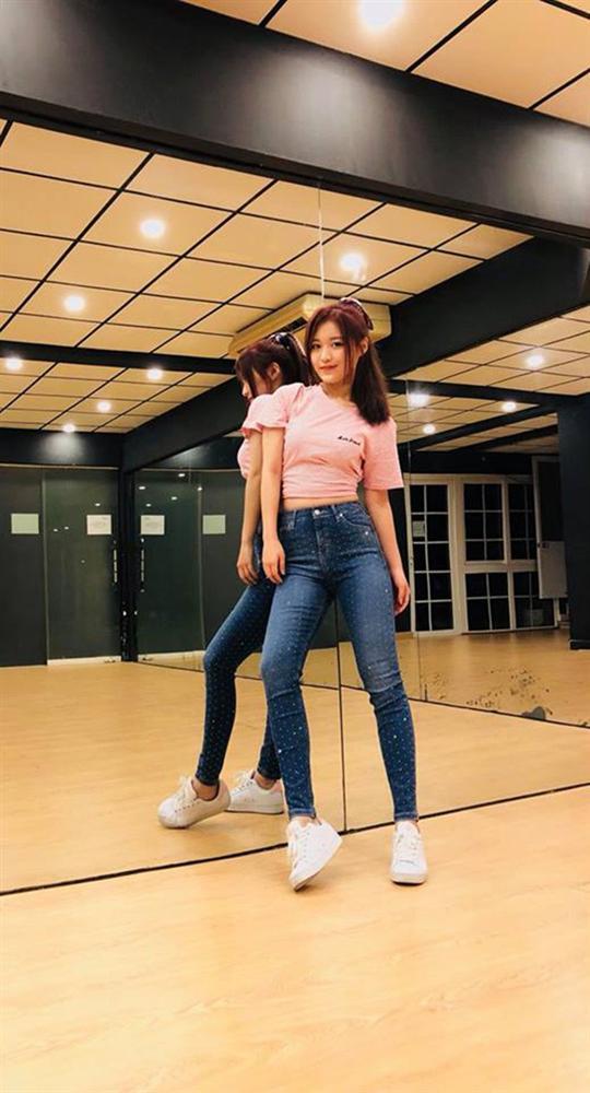 Bí quyết giảm cân để Han Sara soán ngôi Ngọc Trinh và sở hữu vòng eo nhỏ nhất showbiz Việt-3