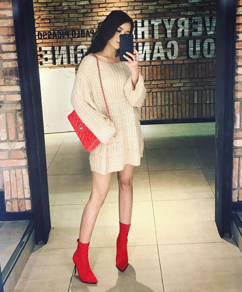 Tẩm ngẩm tầm ngầm nhưng Sam là tay chơi túi hiệu thứ thiệt-6