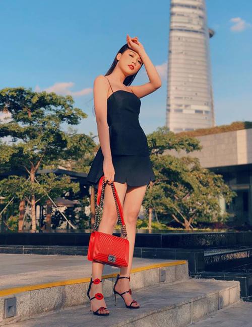 Tẩm ngẩm tầm ngầm nhưng Sam là tay chơi túi hiệu thứ thiệt-8