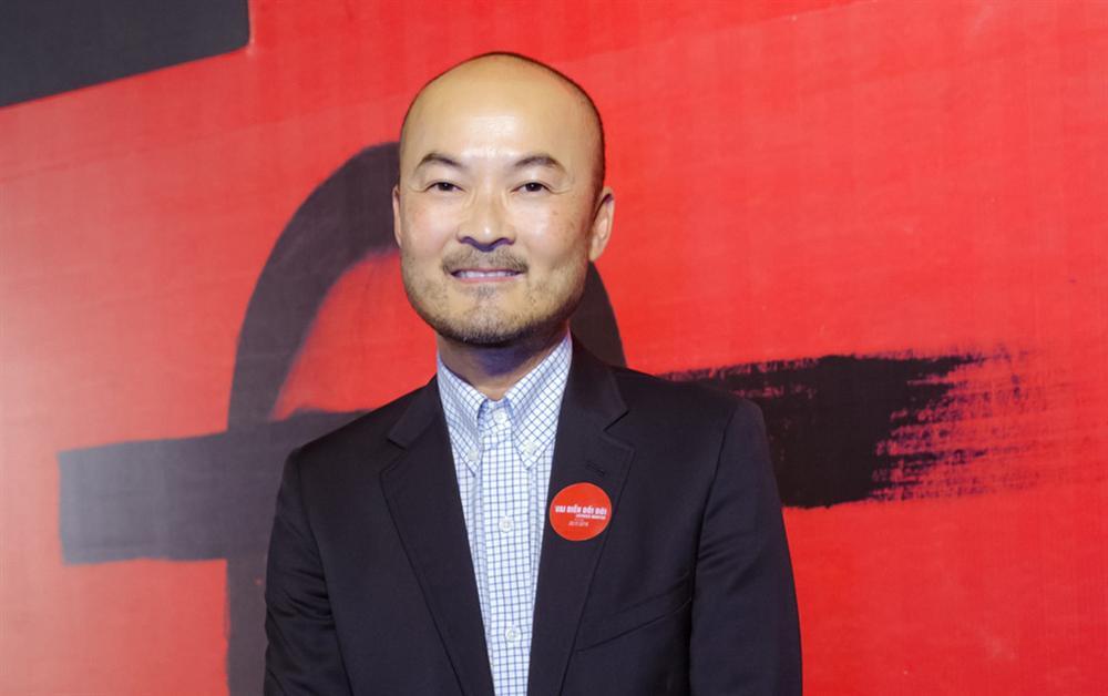 Phụ nữ Việt là bác sĩ, kỹ sư nhưng sang Mỹ làm nghề rất thấp kém-1