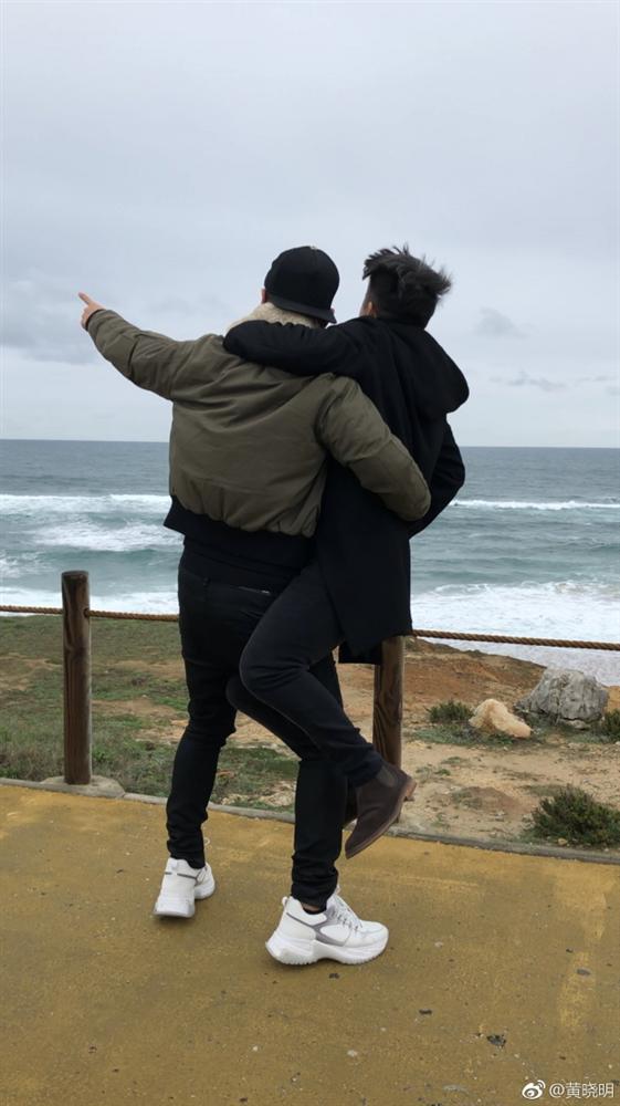 Sau mấy ngày khiến dư luận hoang mang, Huỳnh Hiểu Minh đích thân đập tan tin đồn ly hôn-4